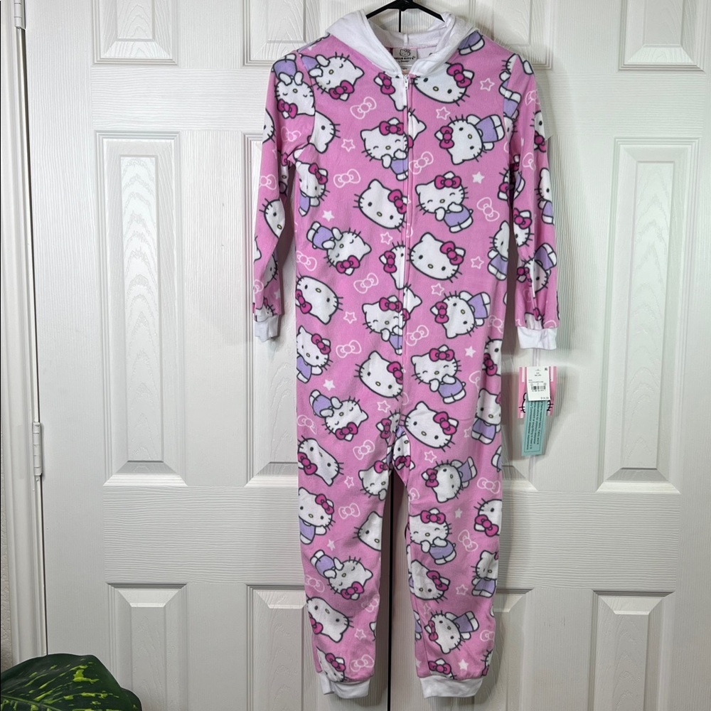 Sanrio Hello Kitty Pink and White Hooded Onesie Size M (7/8) - Picture 3 of 8
